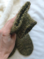 Forest green handknitted woolen socks. Foot size 24cm