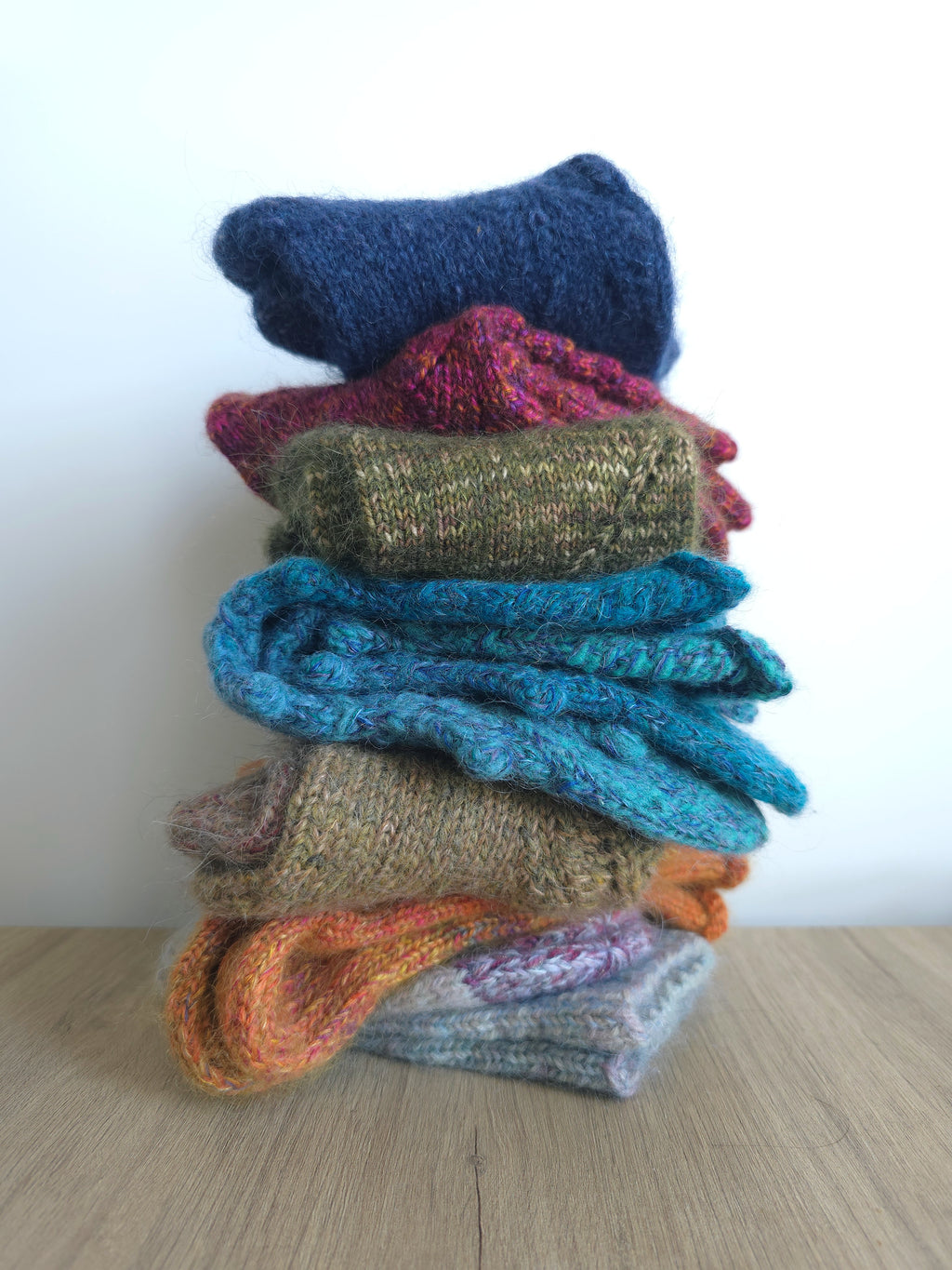 Light blue knitted socks from natural wool. Foot size 24cm