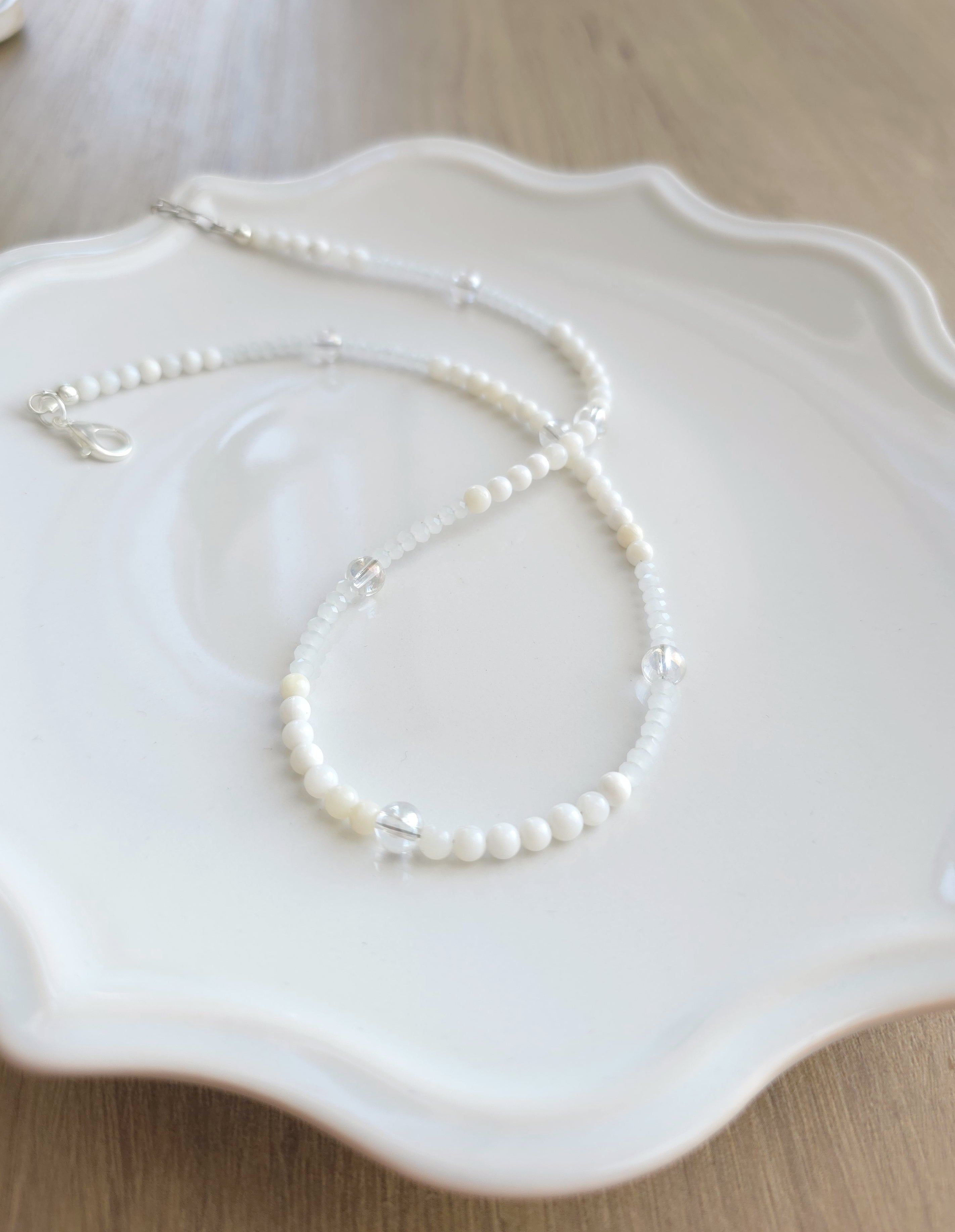 Krelles, kas baltākas par baltu