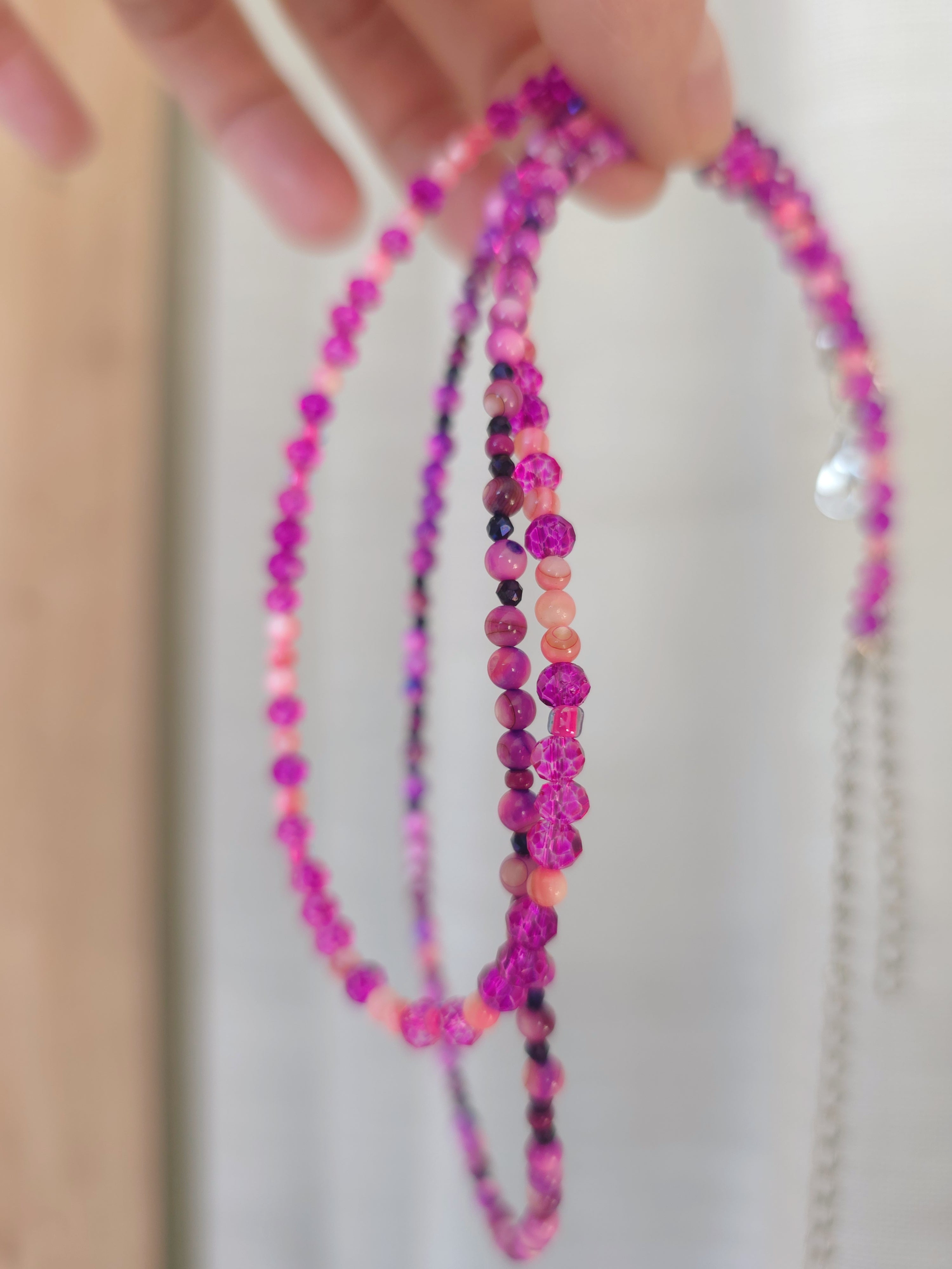 Bold pink sparkling strand necklace