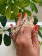 Midzošas gaiši dzeltenas krelles