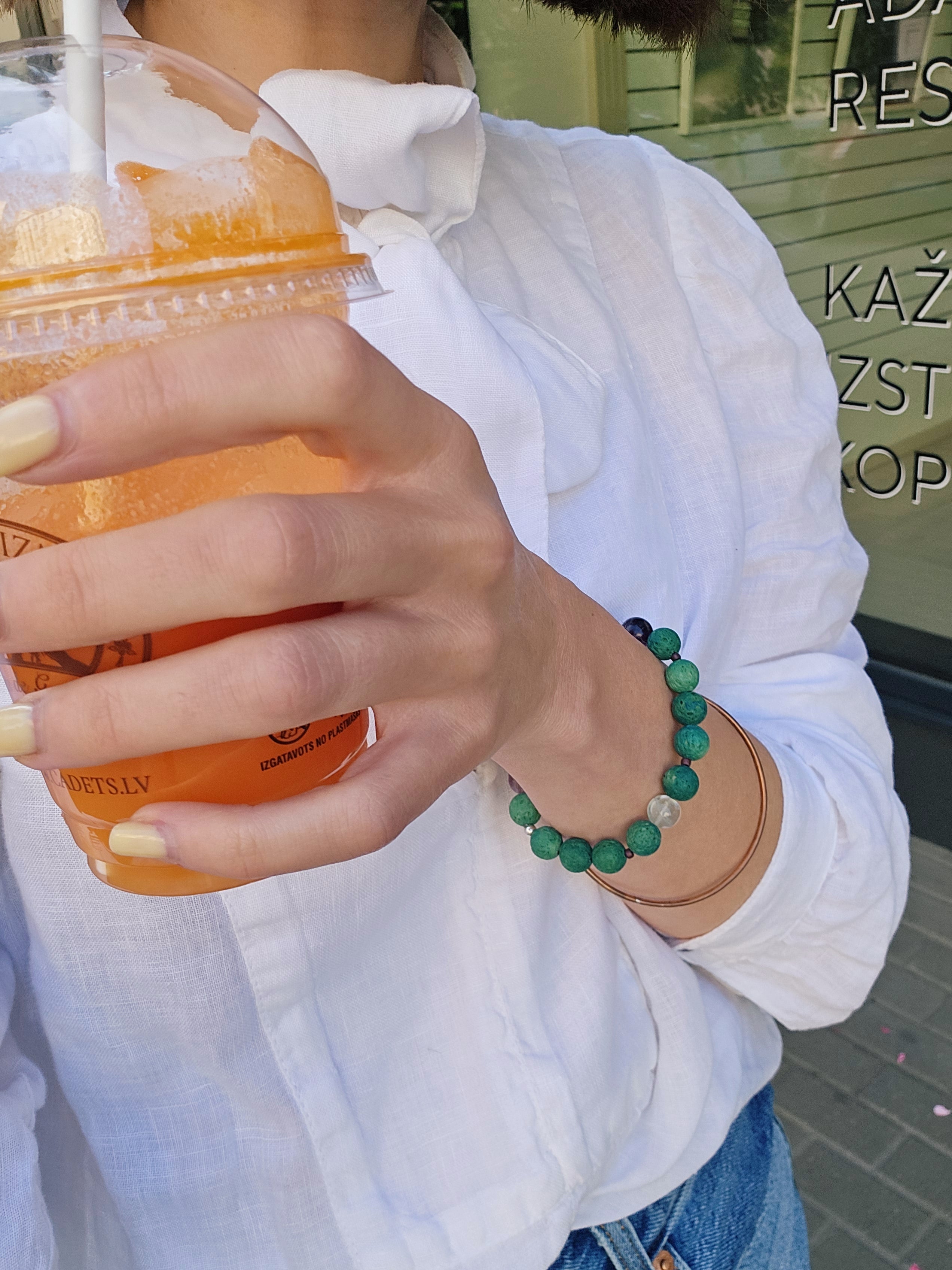 Tirkīzzila lavas akmeņa aproce